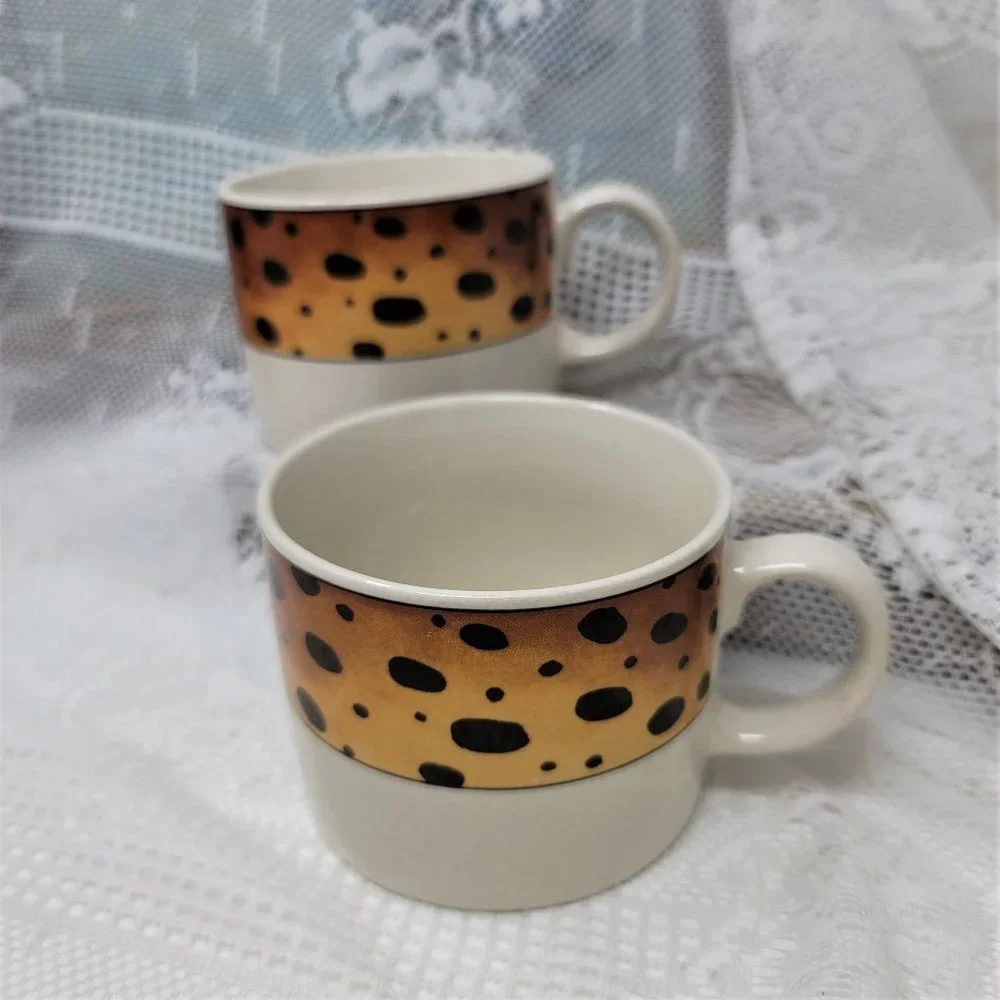 Majesticware by Sakura Stoneware Tribe 1997 Cups Two (2) - Picture 6 of 10
